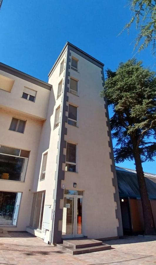 Roomsapartments Popcourt Pančevo Exteriör bild