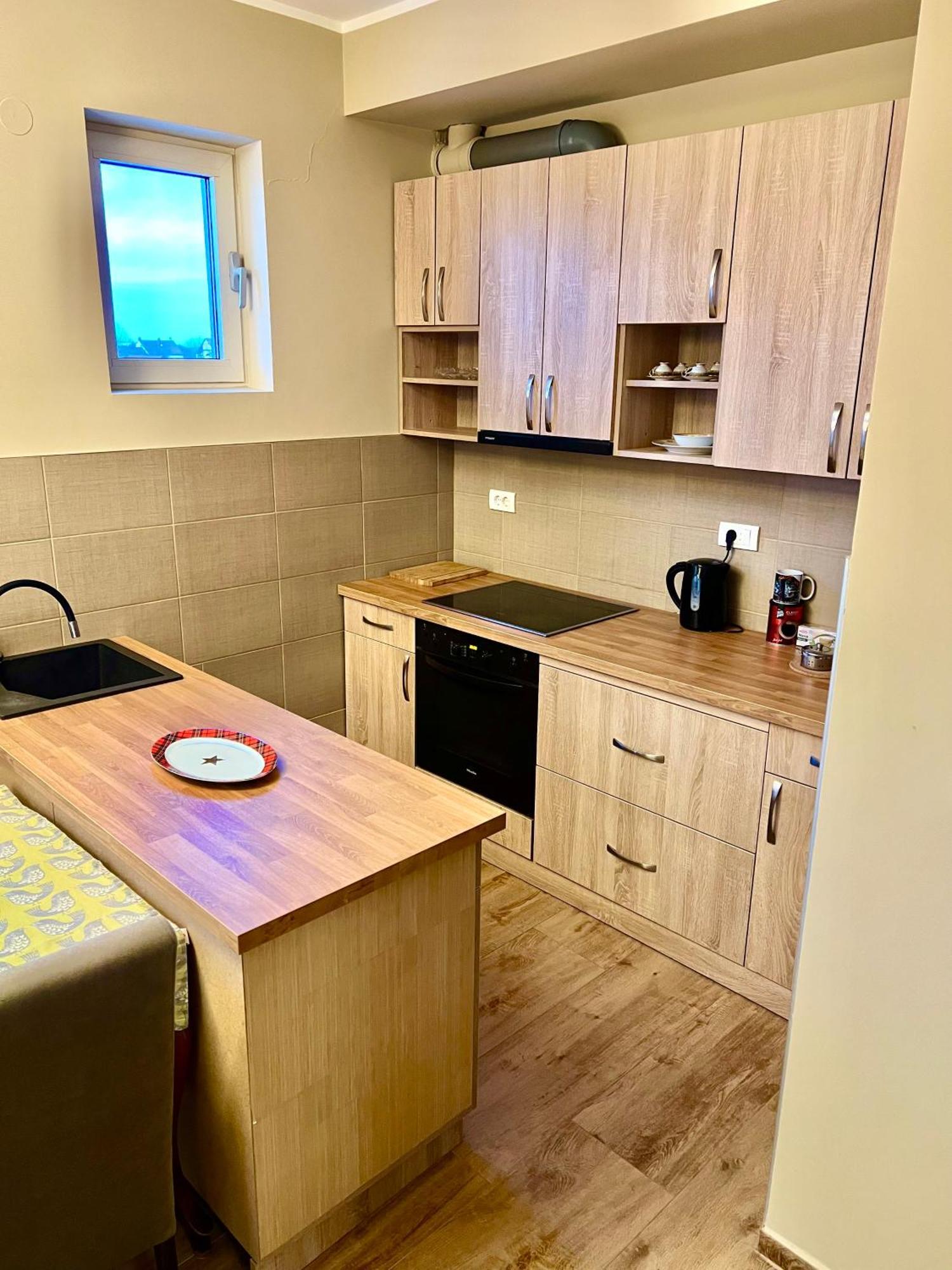 Roomsapartments Popcourt Pančevo Exteriör bild
