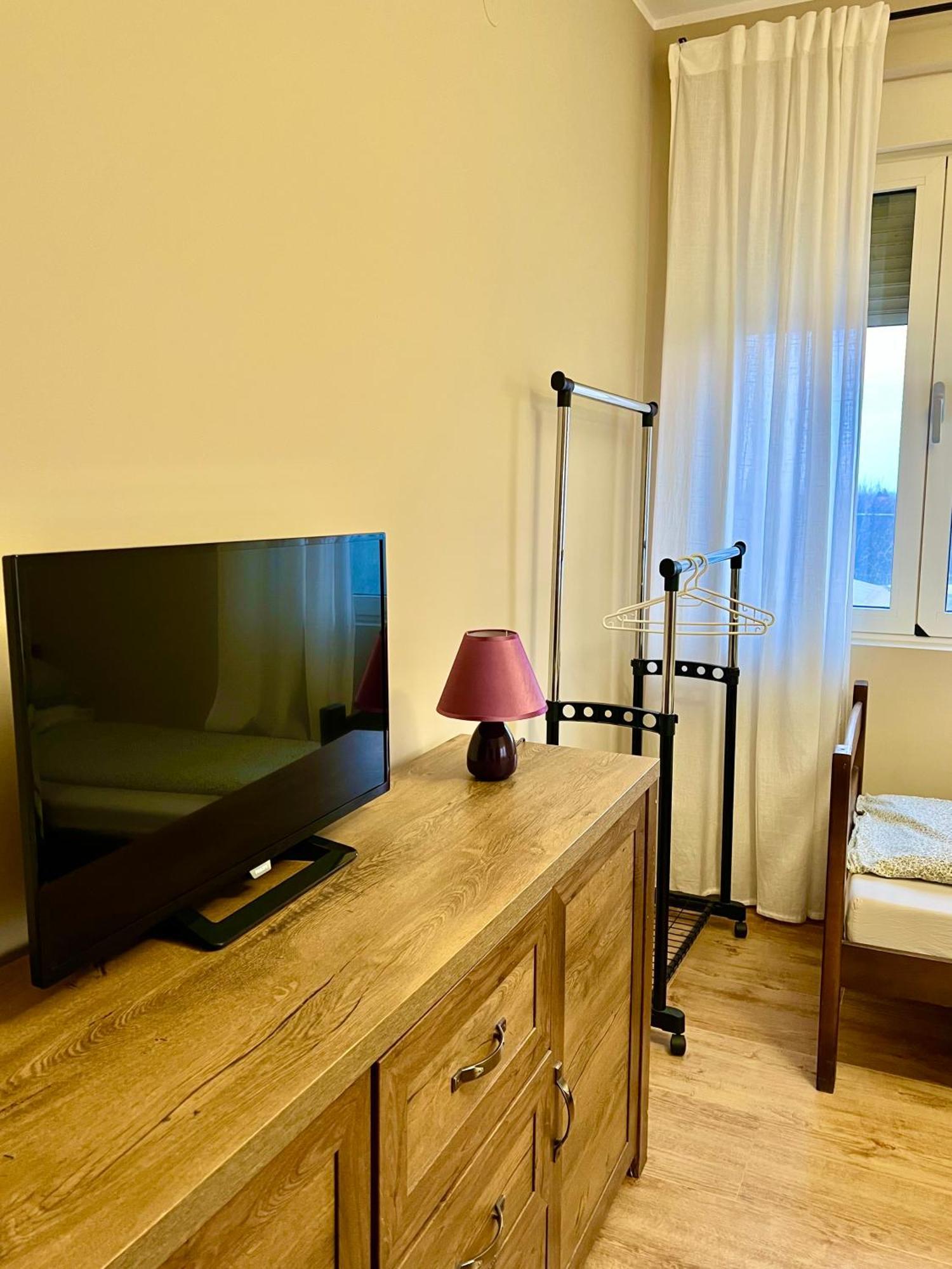 Roomsapartments Popcourt Pančevo Exteriör bild